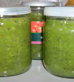 Рецепт крыжовника с апельсином на зиму, протертого через мясорубку с сахаром без варки