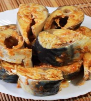 Маринуем скумбрию в острой заливке с маслом, луком и уксусом в домашних условиях