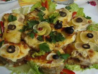 Рыба под маринадом, запеченная в духовке