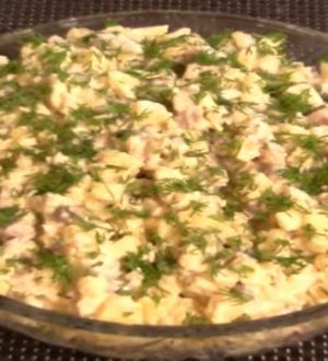 Салат из селедки с картофелем и огурцом, простой и вкусный рецепт